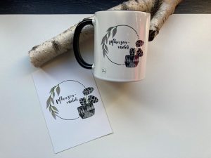 Tasse Pflanzenvaddi mit Karte
